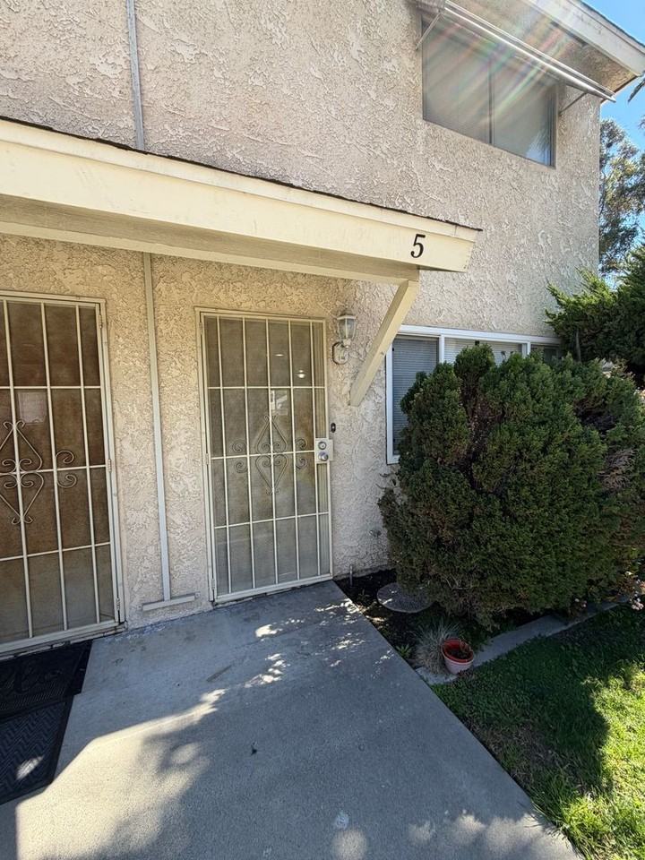 9242 Park St - Photo 2 of 13