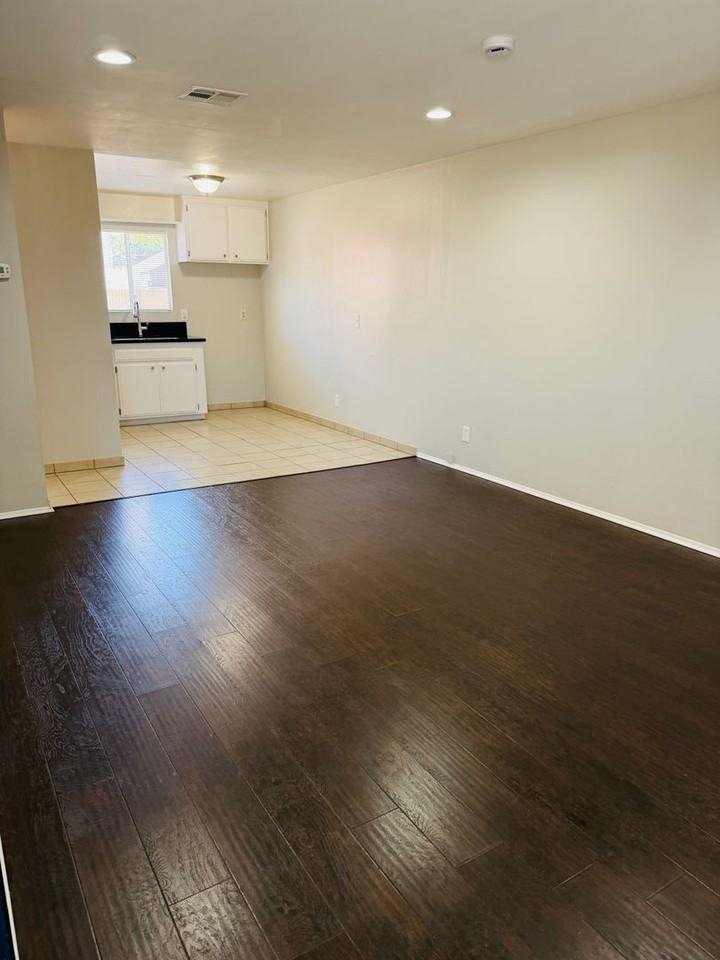 9242 Park St - Photo 3 of 13