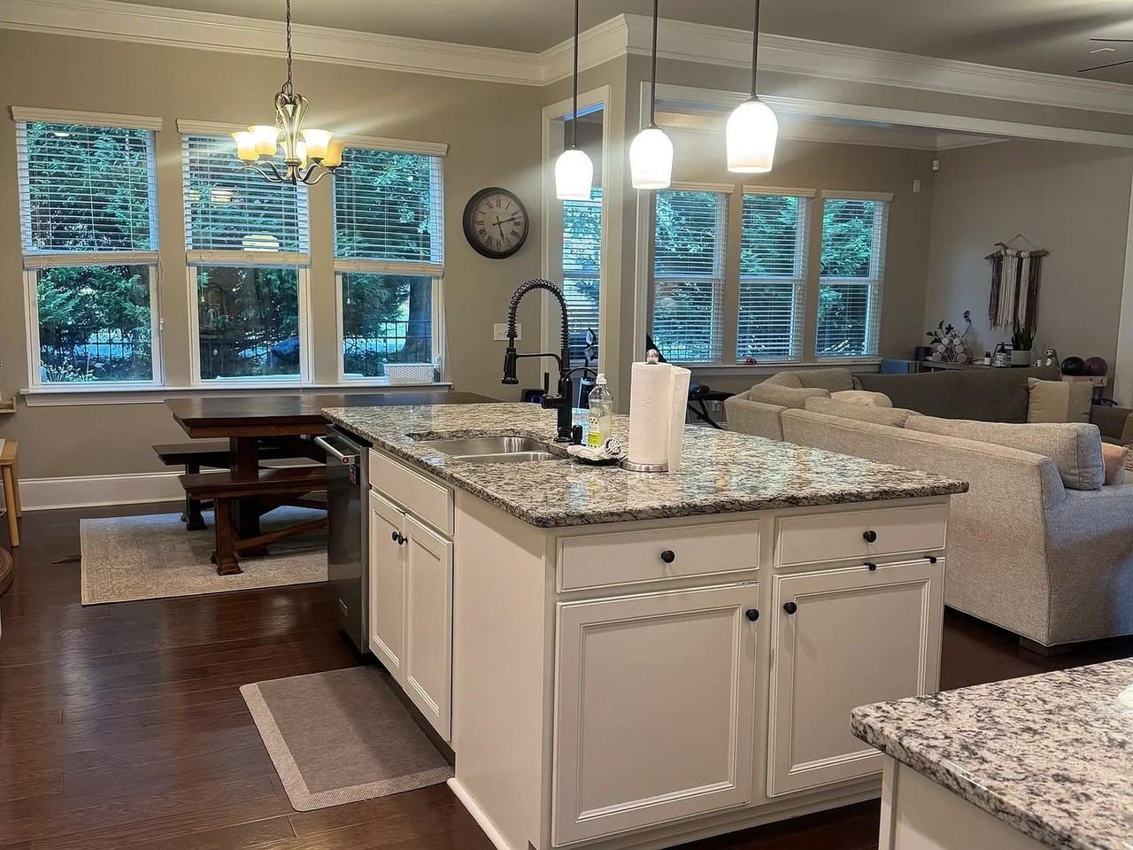 3735 Park South Station Blvd - Photo 5 of 19