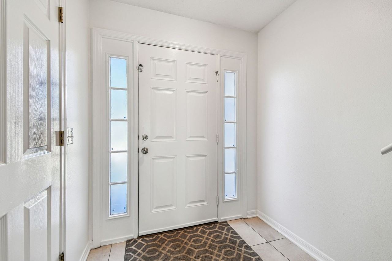 2822 Mingo Dr - Photo 3 of 31