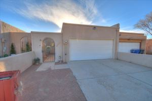 featured image of 1543 Donette Pl Ne