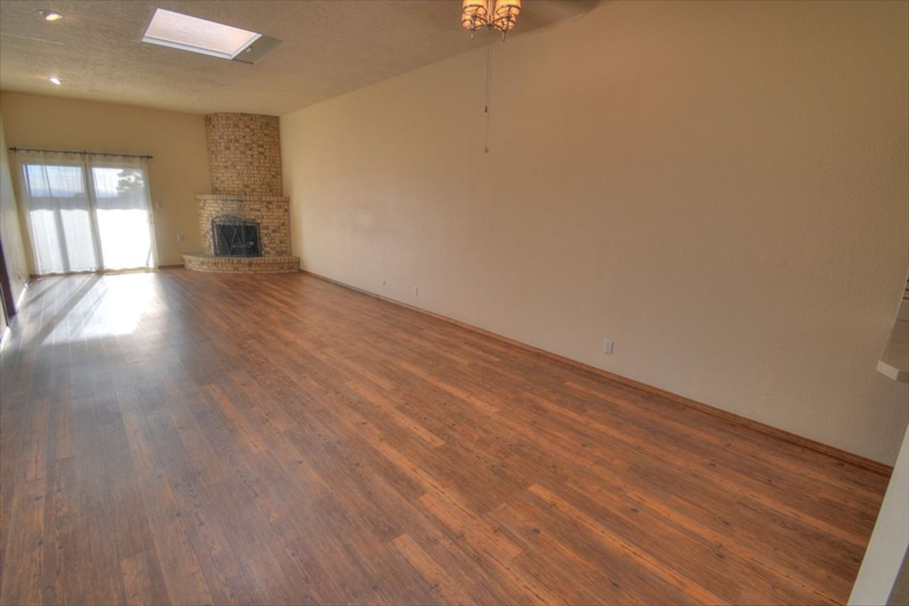 1543 Donette Pl Ne - Photo 3 of 15