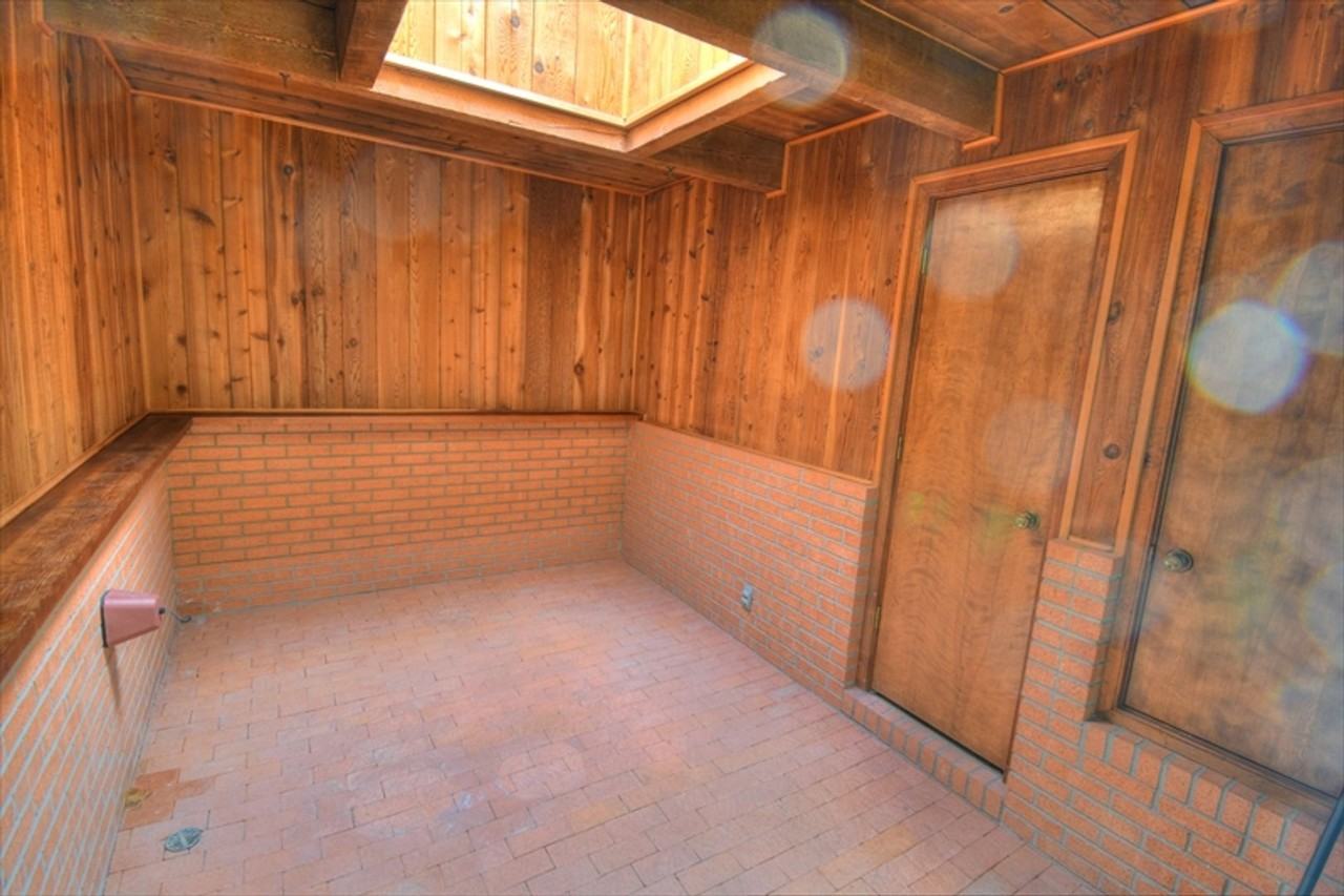 1543 Donette Pl Ne - Photo 6 of 15