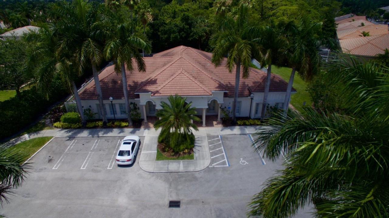 3622 Asperwood Cir - Photo 3 of 34