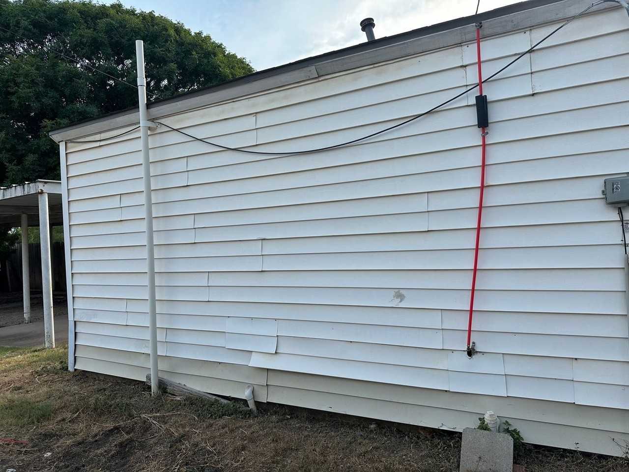 1393 Amarillo St - Photo 3 of 7