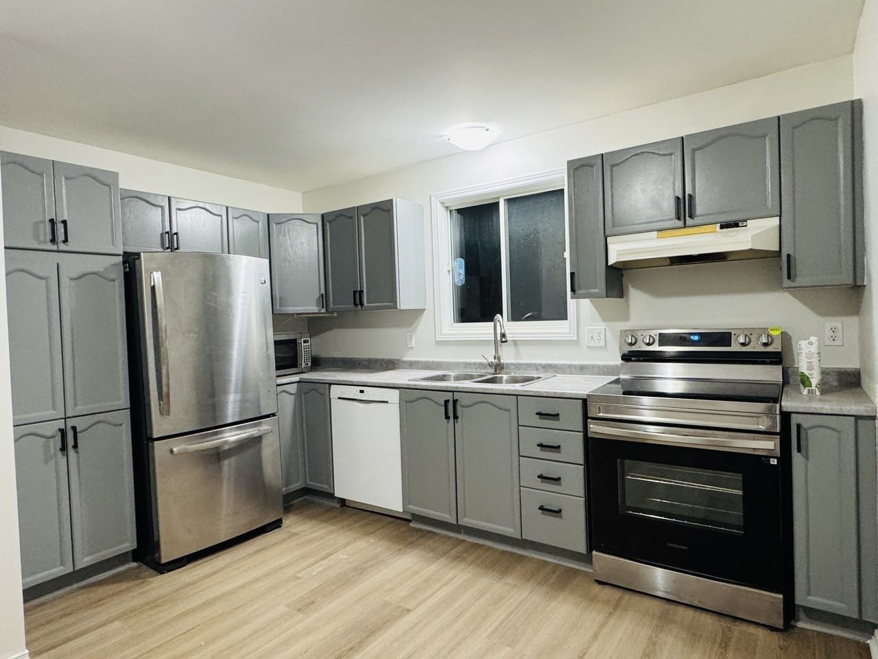 274 Sandhill Road - Photo 3 of 23