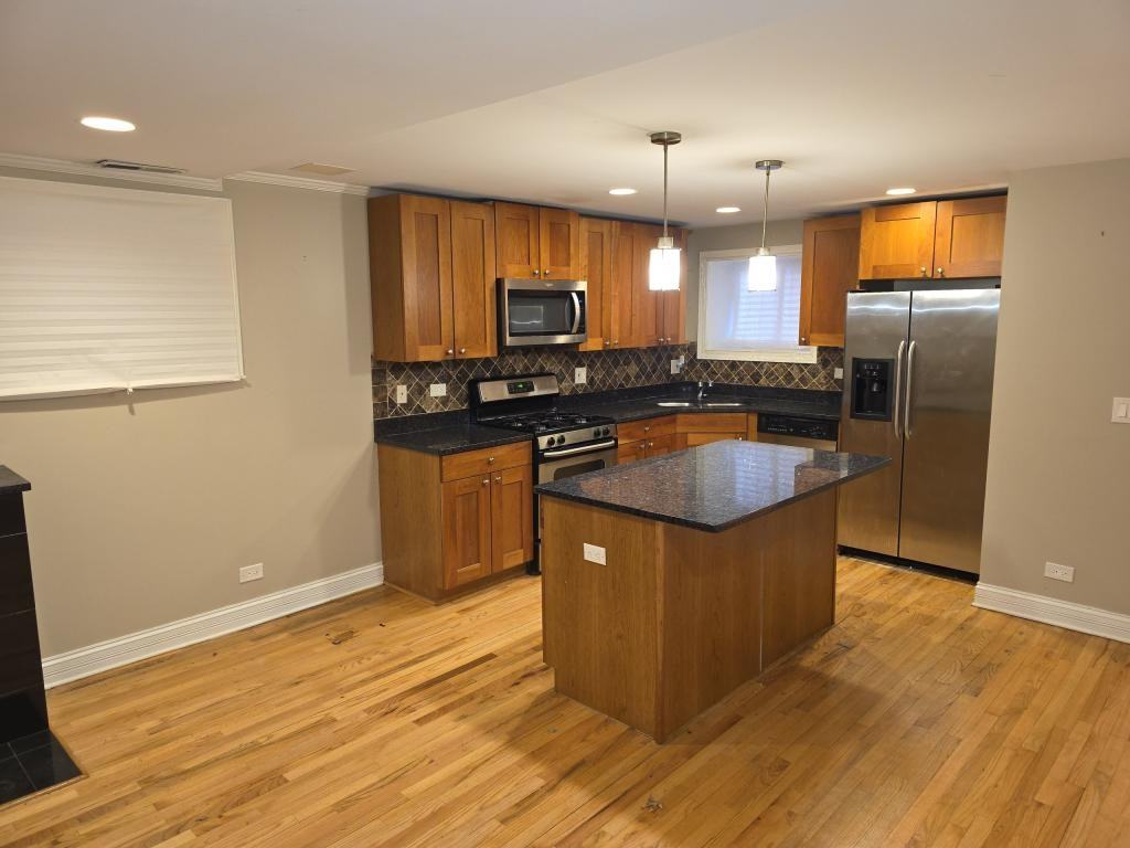 4824 S King Dr - Photo 2 of 15