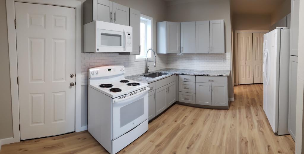 648 Jackson St - Photo 6 of 15