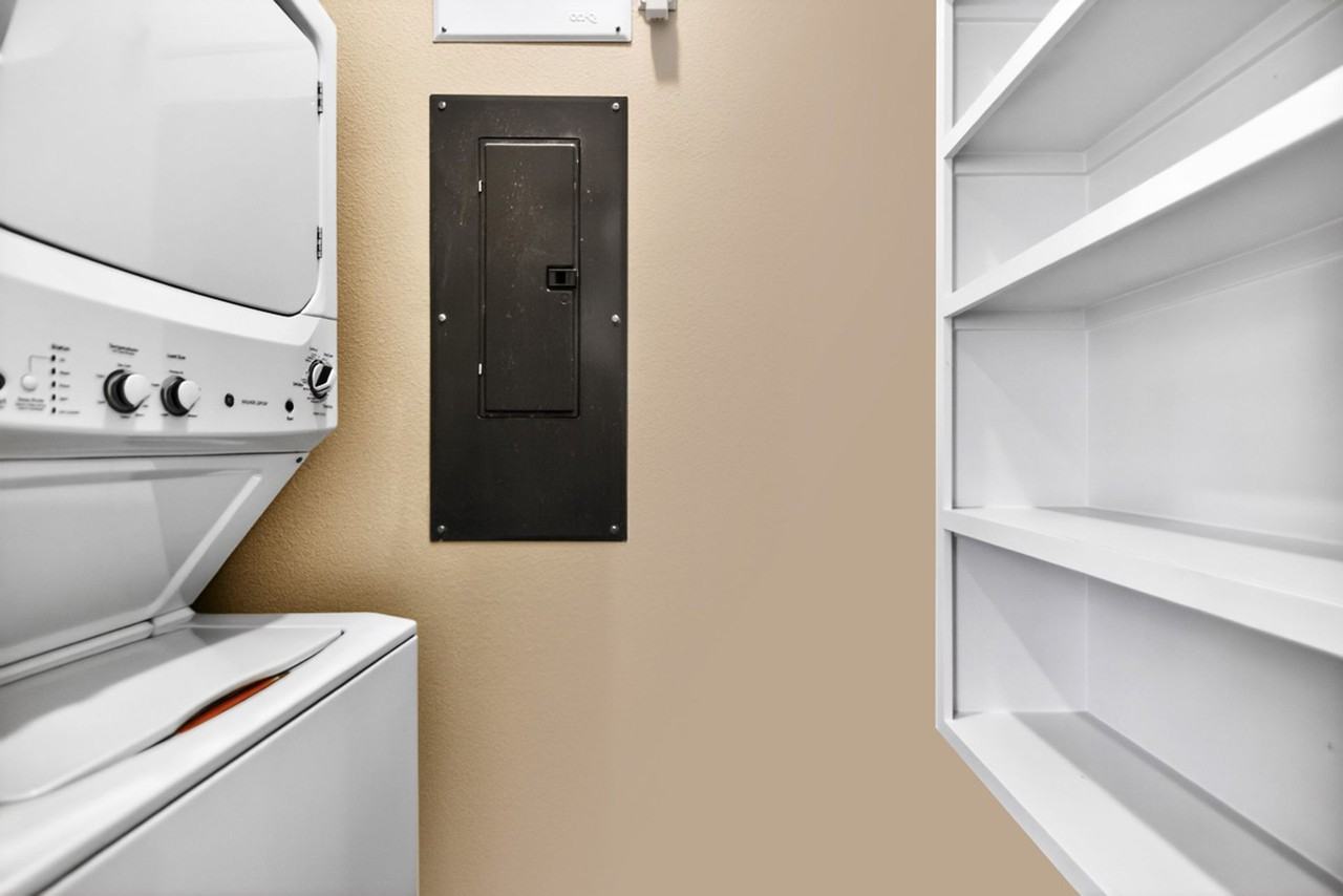 Leasing Now - Photo 7 of 23