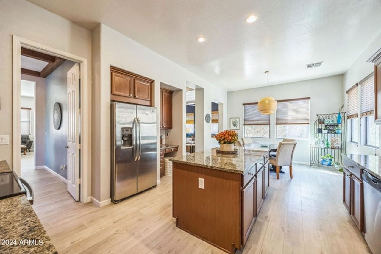 18225 W Paseo Way - Photo 3 of 32