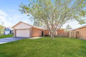 featured image of 1010 Hickory Post Ct