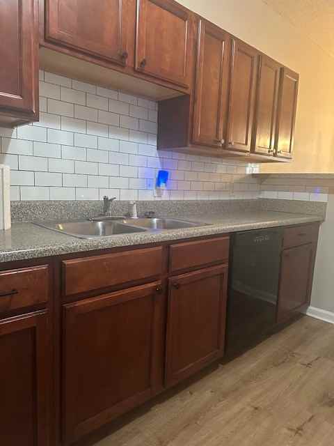 2256 Nicole Dr - Photo 2 of 21