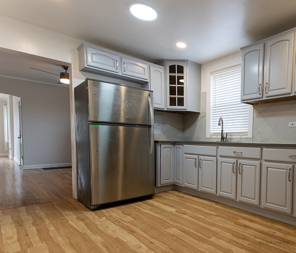 1841 N Linder Ave #2 - Photo 5 of 12