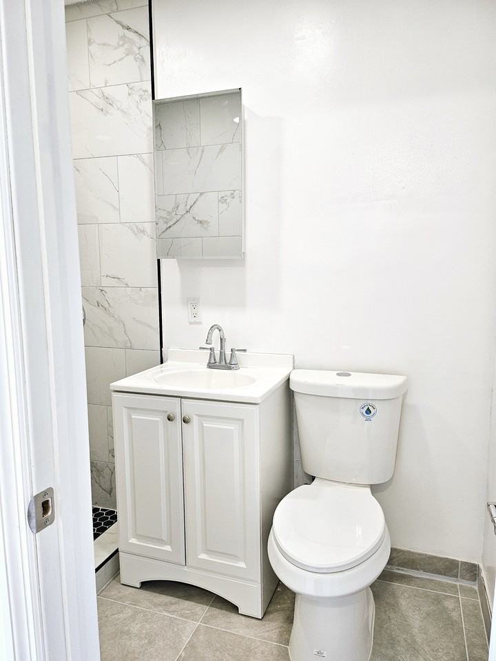 3941 Nw 115th Ter - Photo 4 of 6