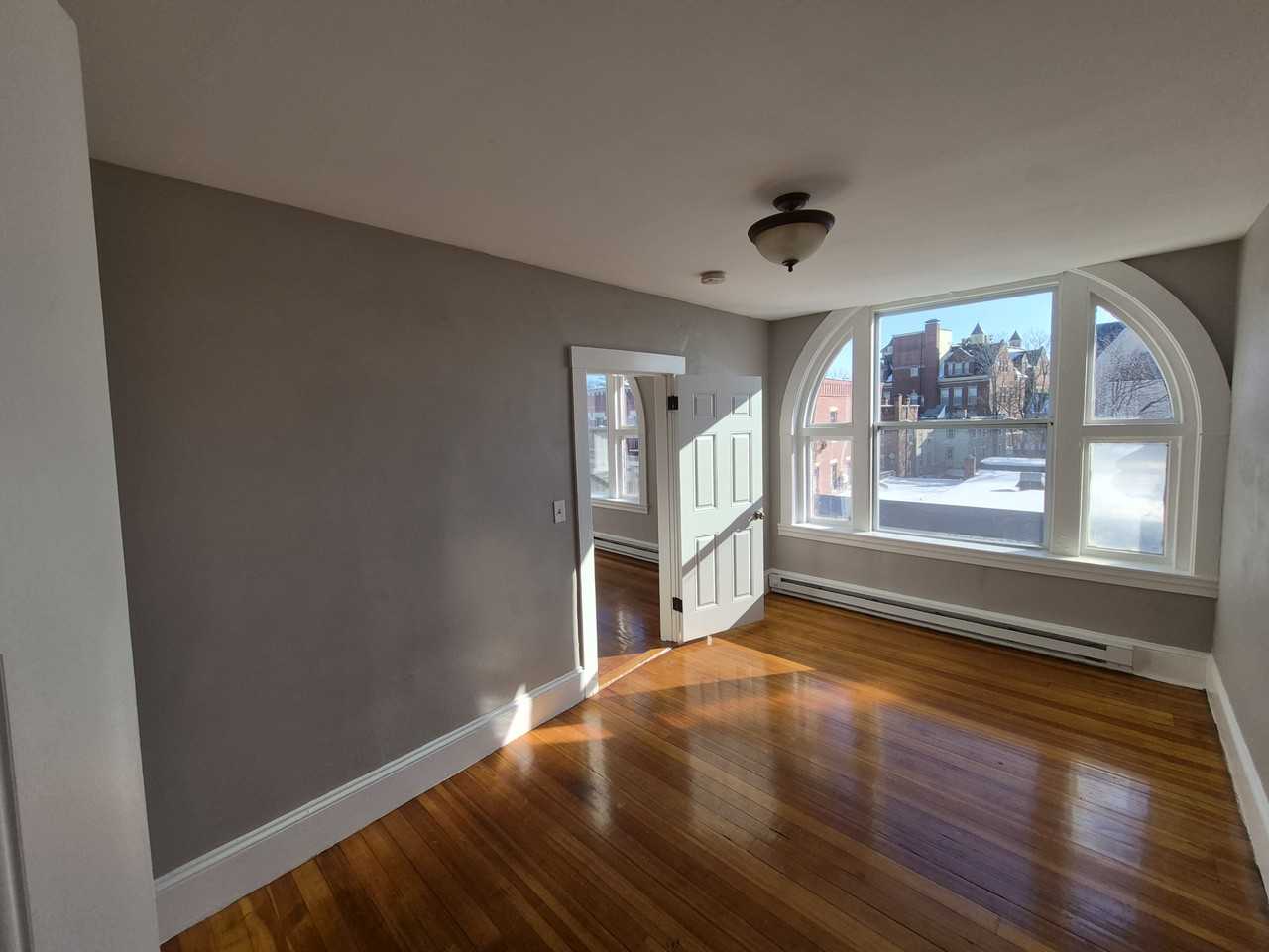 48 High St #4 - Photo 7 of 9