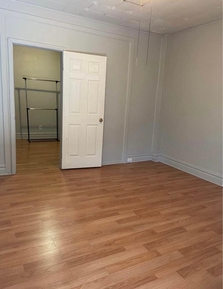 1334 Herr St #1stFL - Photo 5 of 10