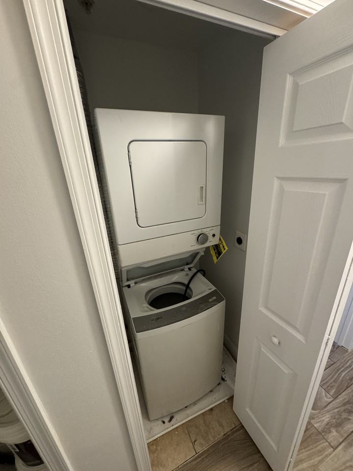 4110 Ames St Ne #14 - Photo 3 of 6