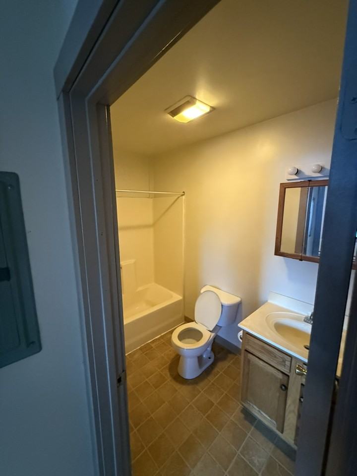 279 North Main Street #7 - Photo 6 of 6