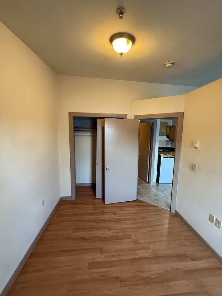 279 North Main Street #7 - Photo 5 of 6