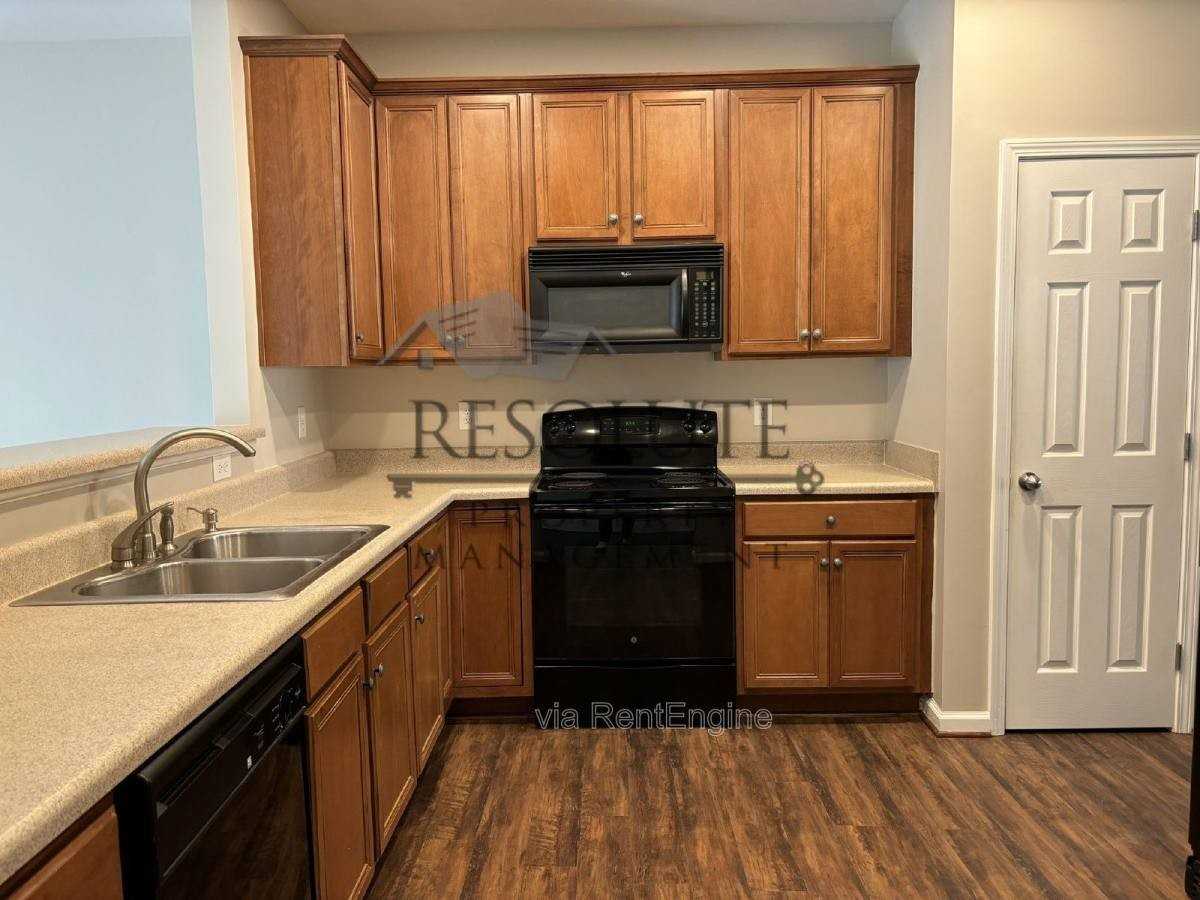 11316 Shadow Elms Ln - Photo 2 of 10