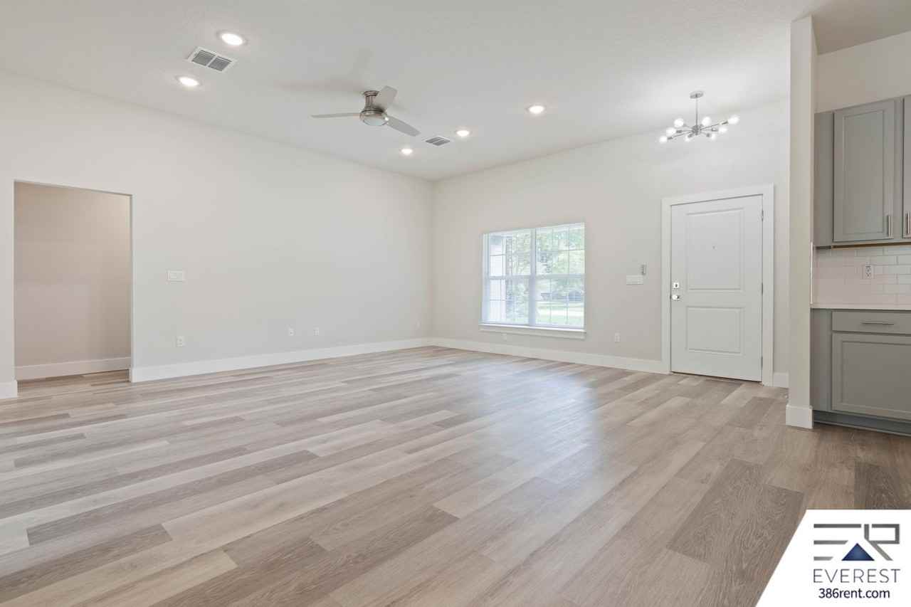 51 Woodside Dr - Photo 5 of 35