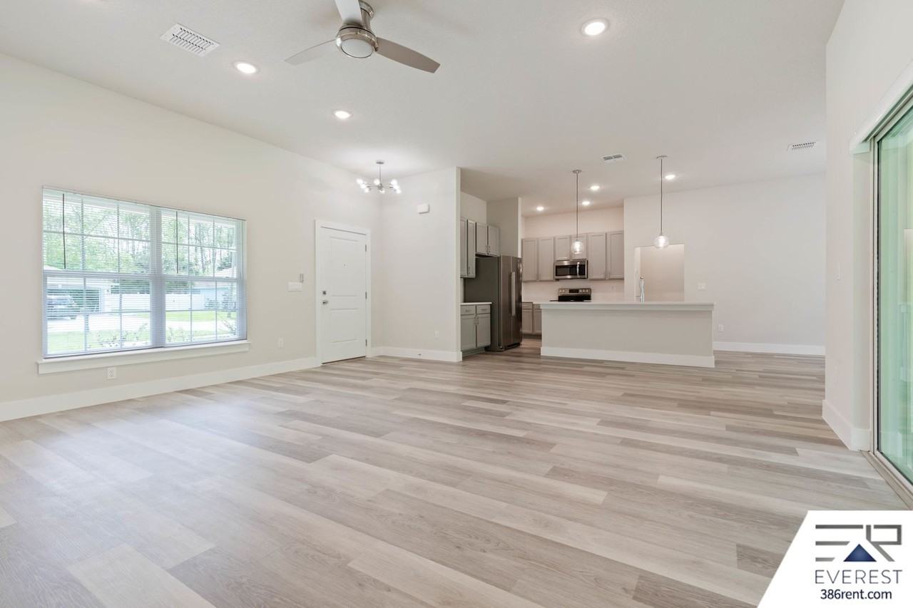 51 Woodside Dr - Photo 6 of 35