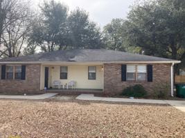 featured image of 225 Stone Dr