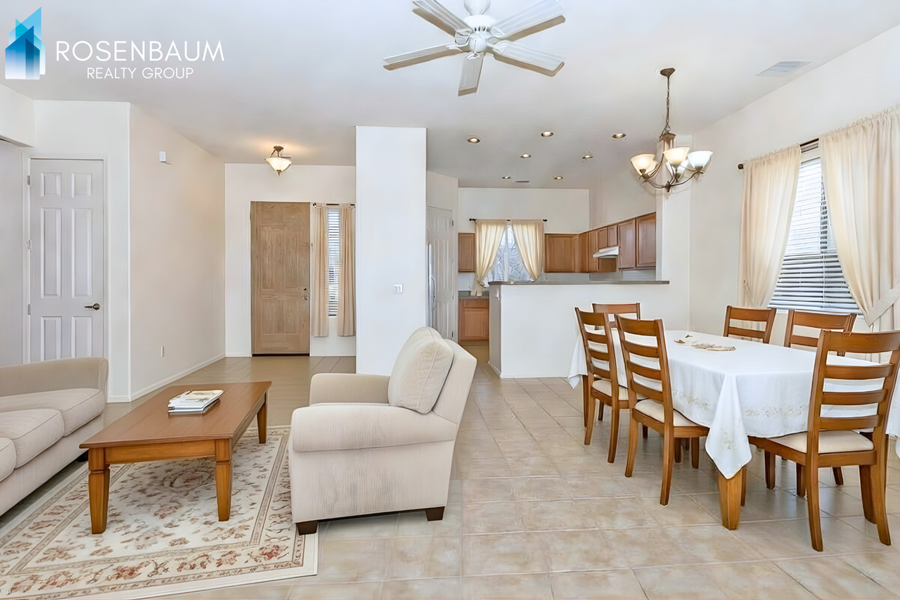 4781 N Wycliffe Dr - Photo 3 of 26