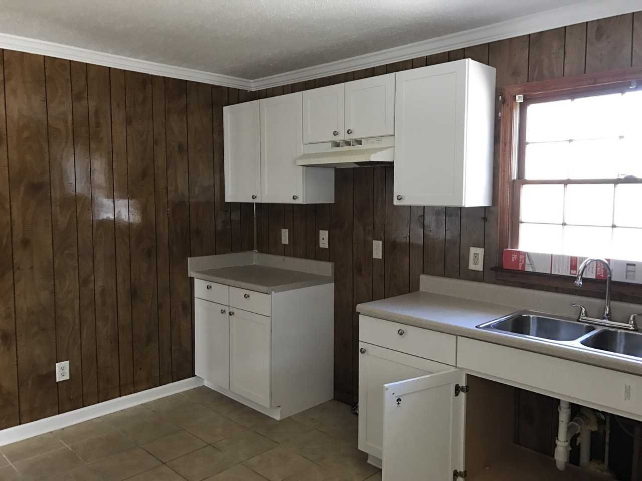 739 Tennessee Ave - Photo 3 of 5