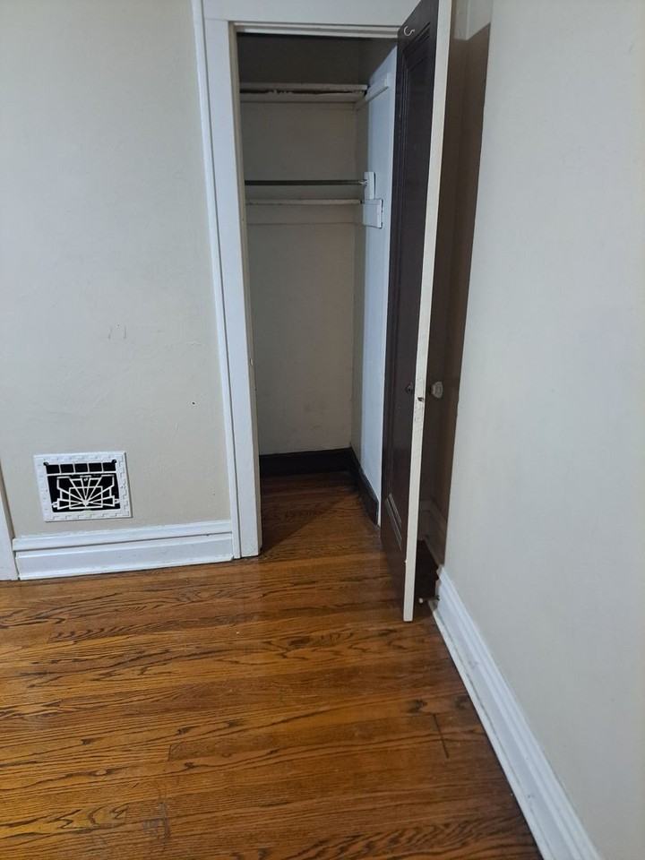 5918 Arendes Dr 1st Fl - Photo 7 of 14