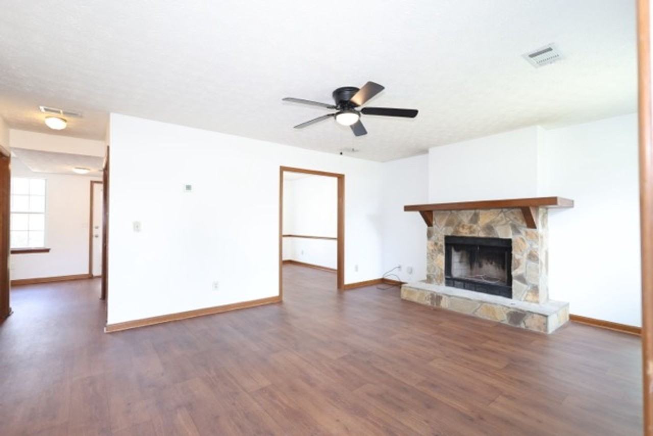 4231 Gravitt Pl - Photo 4 of 30