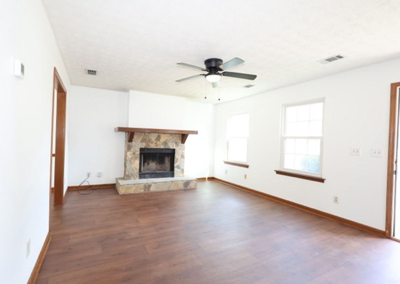 4231 Gravitt Pl - Photo 5 of 30