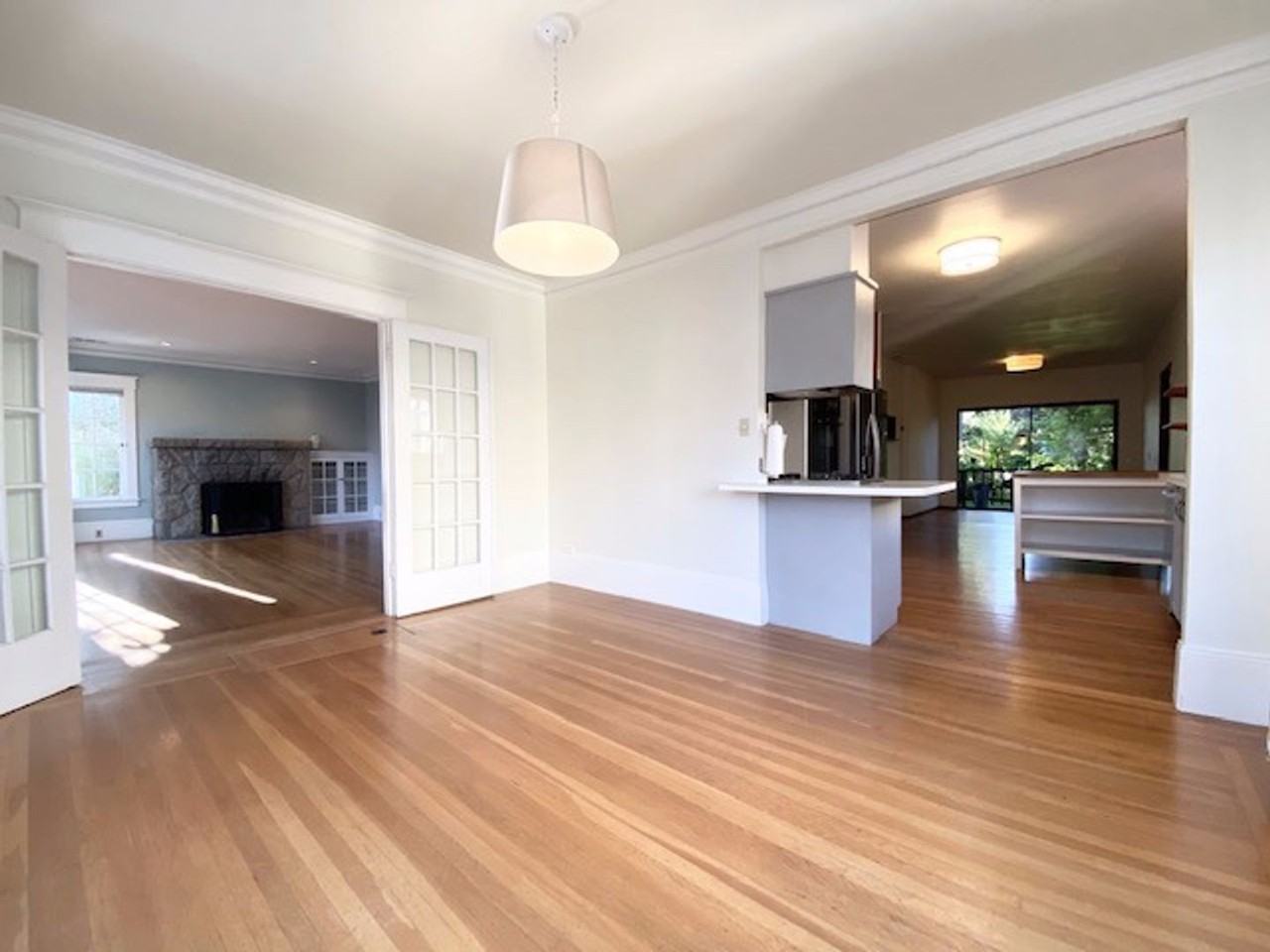 1810 Pacific Ave - Photo 7 of 23