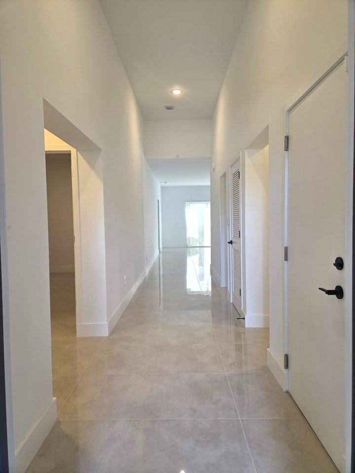 6197 Chorus Dr - Photo 4 of 34