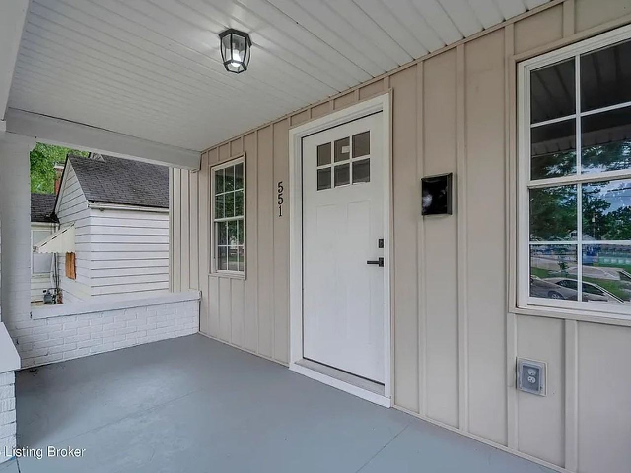 551 Denmark St - Photo 5 of 33
