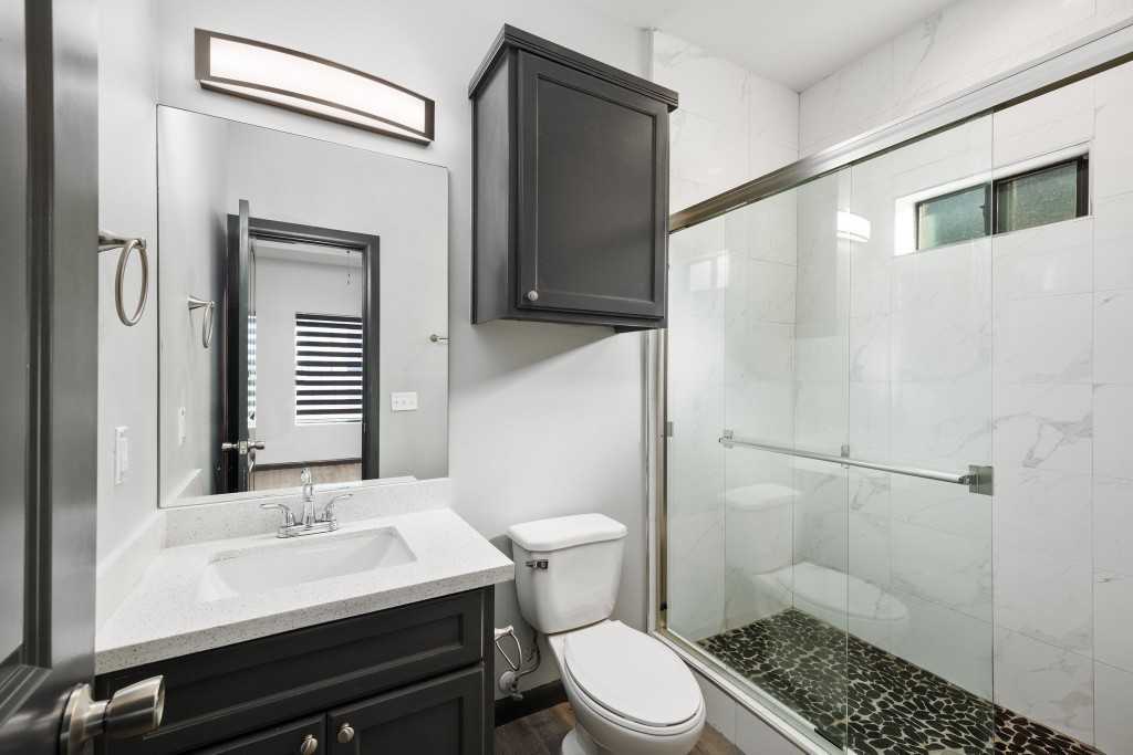 1412 Acme Ln Apt 3 - Photo 3 of 12