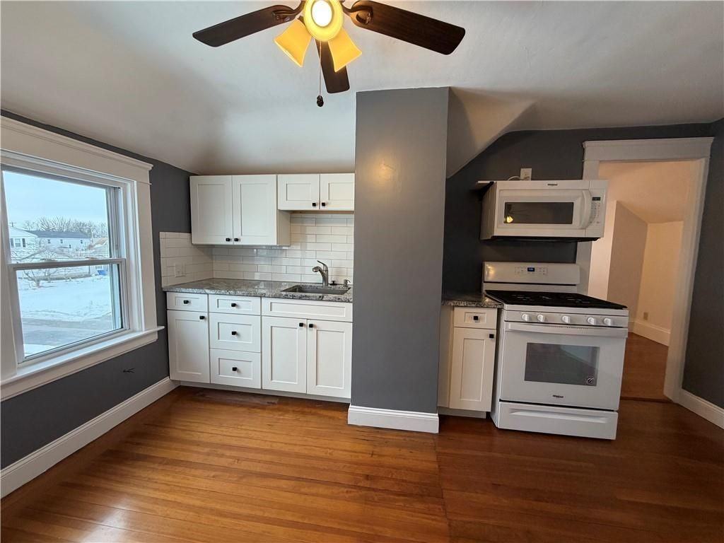 87 Bentley St ##2 - Photo 3 of 17