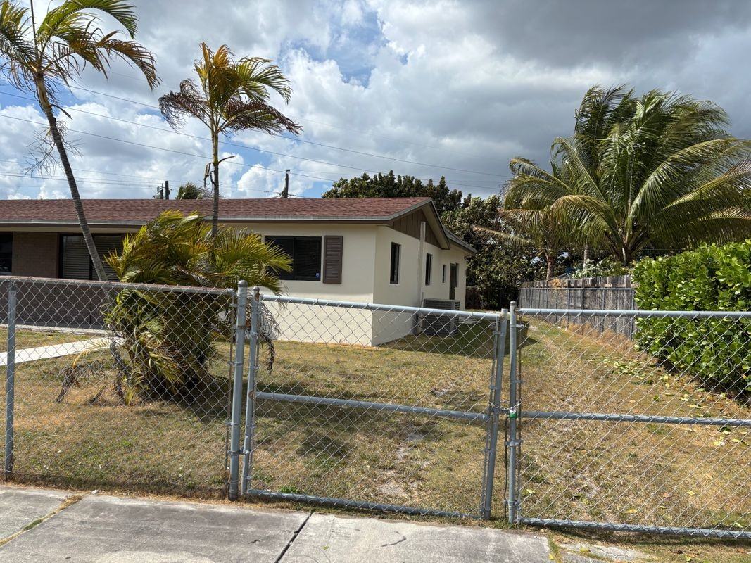 20320 Sw 110th Ct - Photo 4 of 30