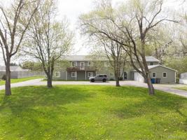 featured image of 9492 Linden Rd ##4