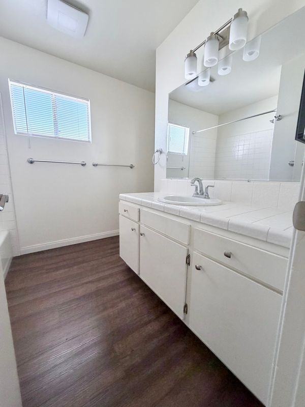 1021 San Andres St ##4 - Photo 7 of 11