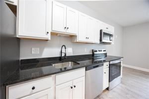 featured image of 6899 Post Rd ##206