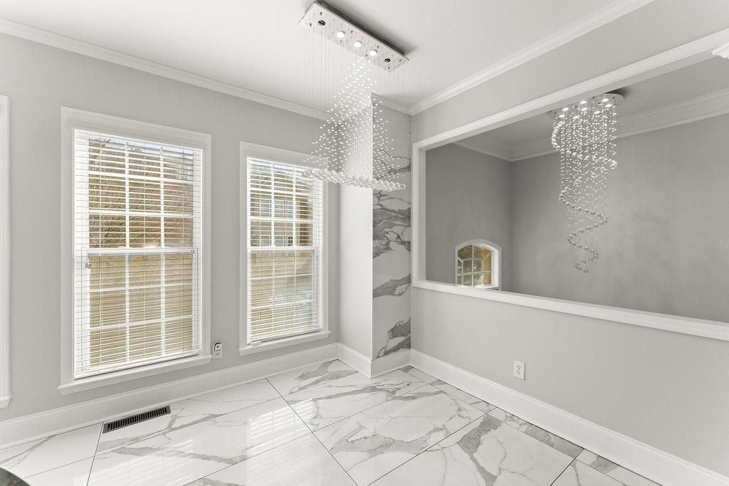 2876 Overlook Way - Photo 6 of 44