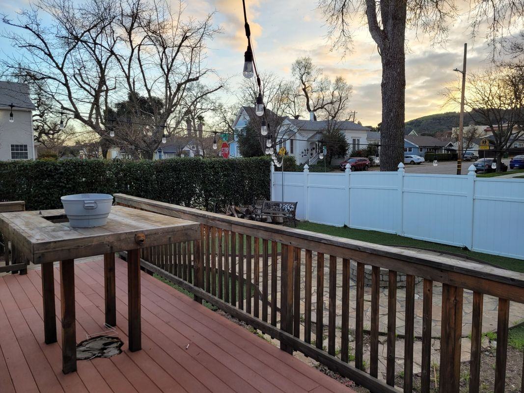 605 18th St - Photo 5 of 5