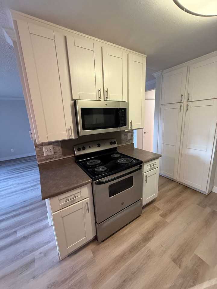 3675 Barnard Dr. - Photo 5 of 15