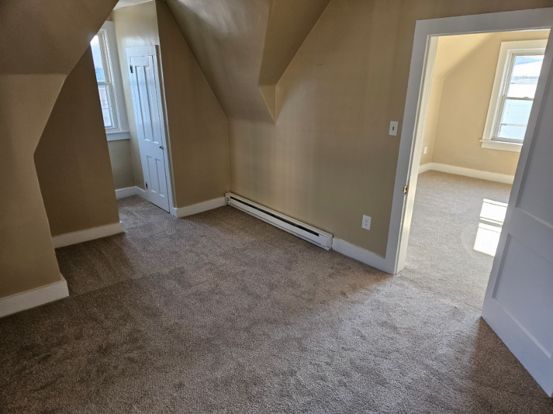 205 E 2nd St #3 - Photo 4 of 10