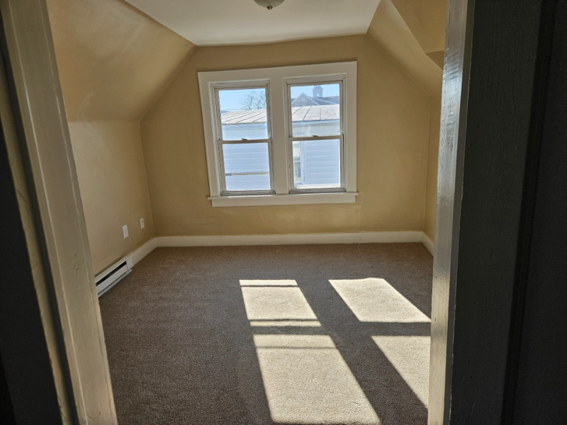 205 E 2nd St #3 - Photo 5 of 10