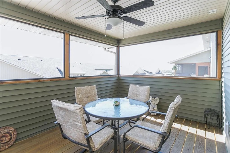 61 Renee Ln - Photo 2 of 20