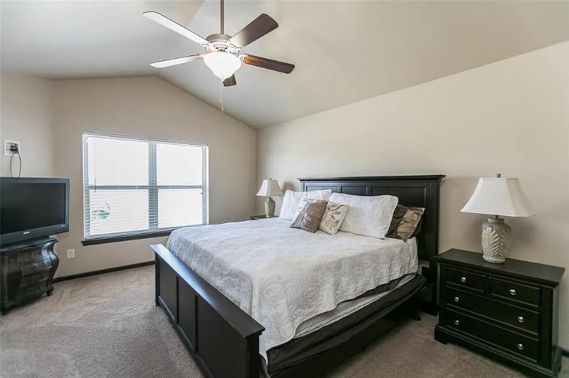 61 Renee Ln - Photo 7 of 20