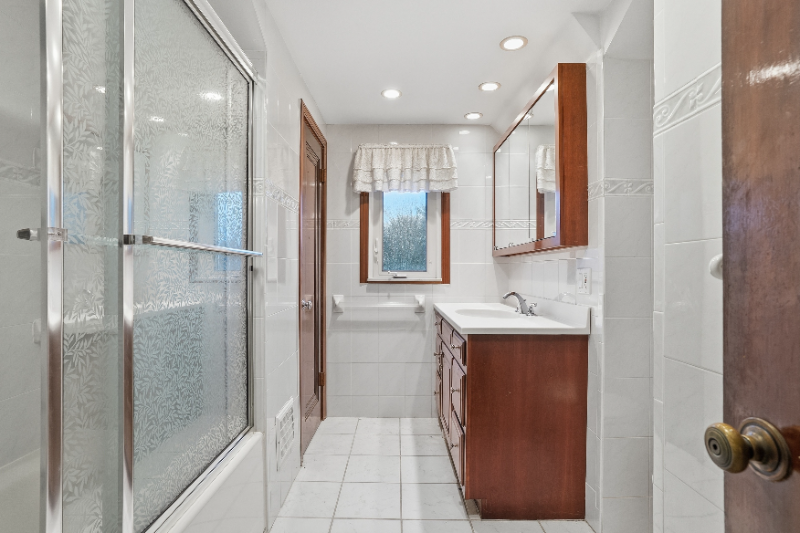 350 Broadway Dr - Photo 7 of 16