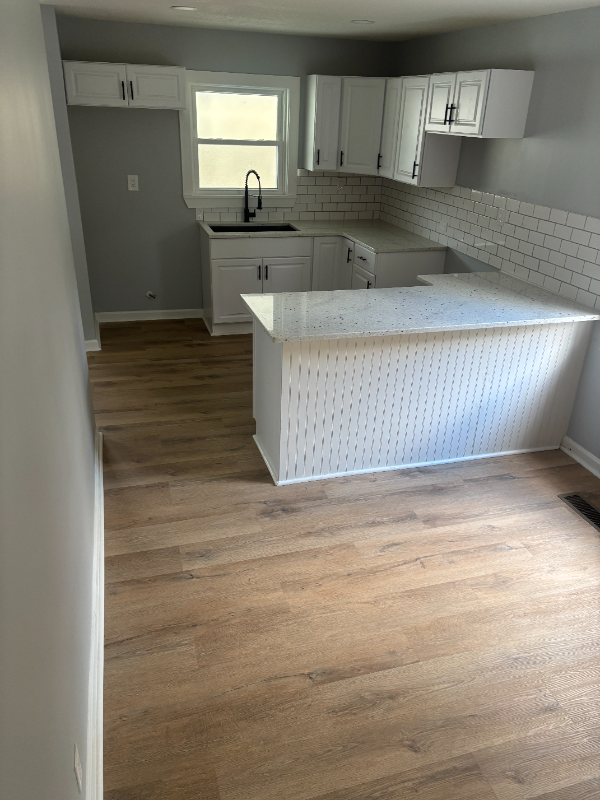 619 Pinewood Ave - Photo 6 of 20